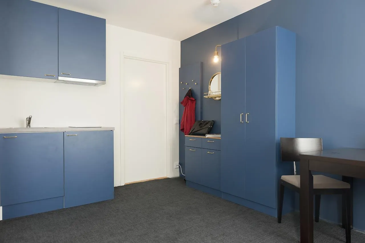 Stockholm Hotel Apartments Bromma 3*,
